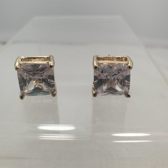 Isaac Mizrahi Princess cut diamond stud double prong gold pierced earring - Picture 3 of 6